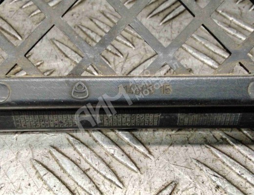 Заглушка (решетка) в бампер передний BMW 5-Series (E60/61) 2003-2007  BMW 5-Series 5-Series (E60/61) 2003-2007