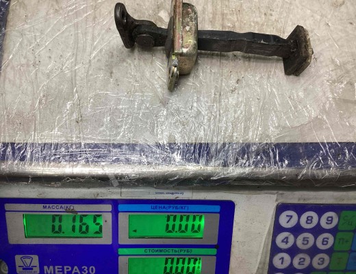 Ограничитель открывания двери задней Hyundai Terracan (HP) 2001-2007  Hyundai Terracan Terracan (HP) 2001-2007