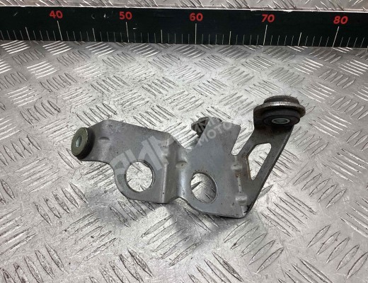 Кронштейн крепления троса КПП Volkswagen Golf+ V (5M) 2005-2014  Volkswagen Golf Plus Golf+ V (5M) 2005-2014