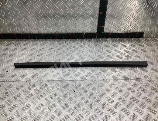 Молдинг стекла двери передней правой наружный Hyundai Terracan (HP) 2001-2007  Hyundai Terracan Terracan (HP) 2001-2007