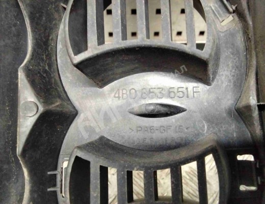 Решетка радиатора Audi A6 C5 (4B) 2001-2004 рестайлинг  Audi A6 A6 C5 (4B) 2001-2004 рестайлинг