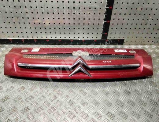 Решетка радиатора Citroen Berlingo I (MF) 2002-2008 рестайлинг  Citroen Berlingo Berlingo I (MF) 2002-2008 рестайлинг