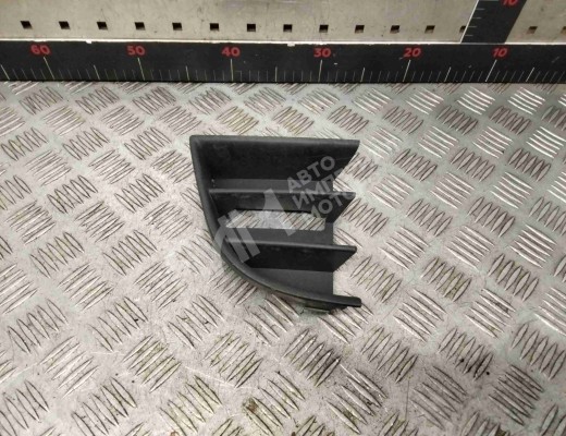 Заглушка (решетка) в бампер передний Skoda Octavia A5 (1Z) 2008-2013 рестайлинг  Skoda Octavia Octavia A5 (1Z) 2008-2013 рестайлинг