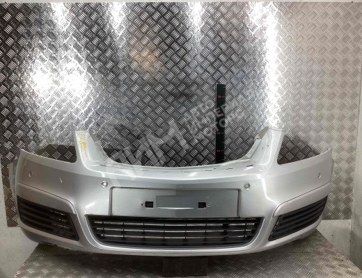 Бампер передний Opel Zafira B 2005-2008  Opel Zafira Zafira B 2005-2008