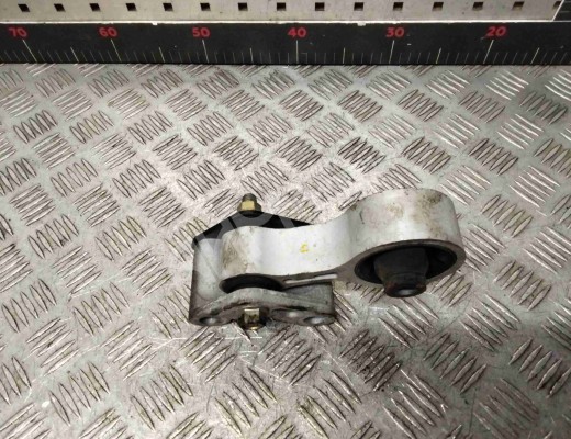 Подушка крепления двигателя Mazda 6 I (GG) 2002-2005  Mazda 6 6 I (GG) 2002-2005