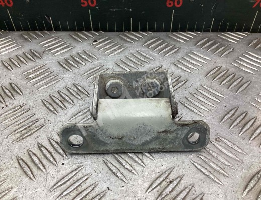 Петля крышки багажника Kia Sportage II (JE) 2004-2008  Kia Sportage Sportage II (JE) 2004-2008