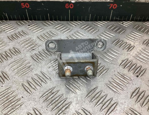 Петля крышки багажника Kia Sportage II (JE) 2004-2008  Kia Sportage Sportage II (JE) 2004-2008