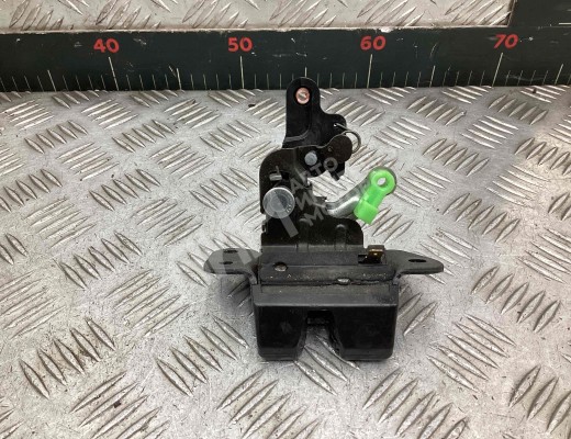 Замок багажника Kia Sportage II (JE) 2004-2008  Kia Sportage Sportage II (JE) 2004-2008
