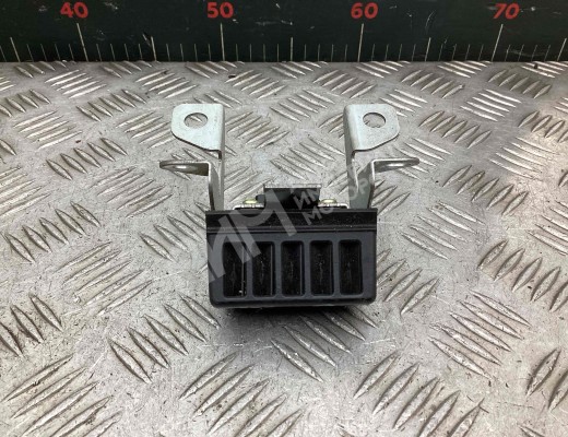 Выключатель концевой (концевик) Kia Sportage II (JE) 2004-2008  Kia Sportage Sportage II (JE) 2004-2008