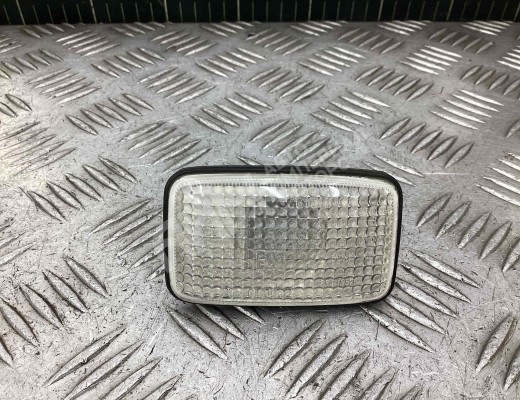 Повторитель передний правый Nissan X-trail (T30) 2004-2007 рестайлинг  Nissan X-Trail X-trail (T30) 2004-2007 рестайлинг