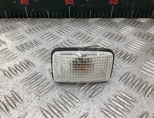 Повторитель передний левый Nissan X-trail (T30) 2004-2007 рестайлинг  Nissan X-Trail X-trail (T30) 2004-2007 рестайлинг