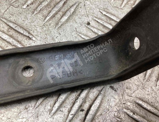 Уплотнитель двери передней левой Volkswagen Passat B5 (3B) 1996-2000  Volkswagen Passat Passat B5 (3B) 1996-2000