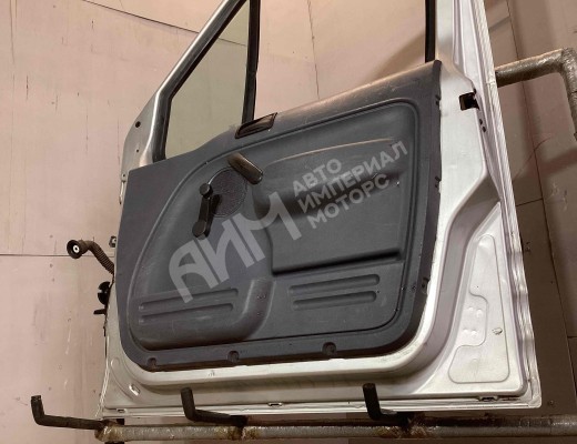 Дверь передняя правая Ford T. Connect I 2002-2009  Ford Transit Connect T. Connect I 2002-2009