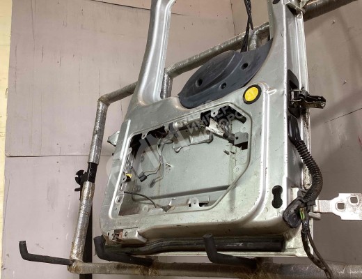 Дверь задняя распашная левая Ford T. Connect I 2002-2009  Ford Transit Connect T. Connect I 2002-2009