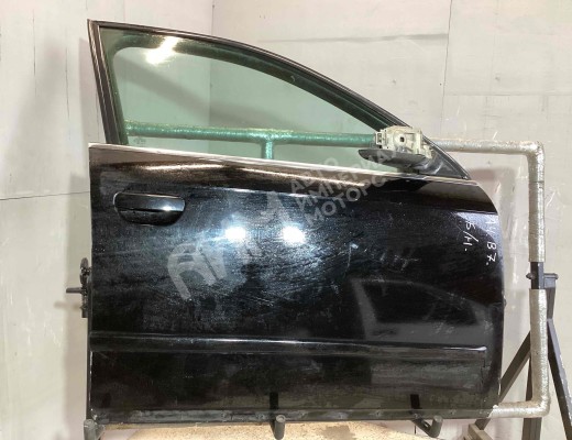 Дверь передняя правая Audi A4 B7 (8EC, 8ED) 2004-2008  Audi A4 A4 B7 (8EC, 8ED) 2004-2008