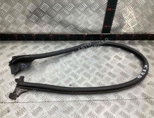 Уплотнитель двери задней правой Renault Trafic II 2001-2014  Renault Trafic Trafic II 2001-2014