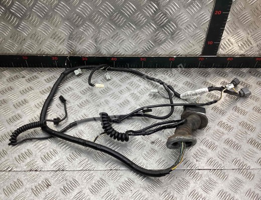 Проводка крышки багажника Honda CR-V II (RD8, RD9) 2004-2006 рестайлинг  Honda CR-V CR-V II (RD8, RD9) 2004-2006 рестайлинг