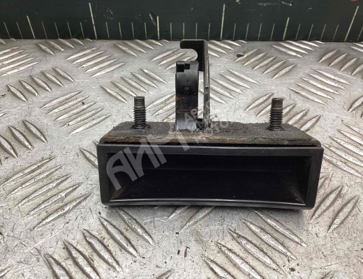 Ручка открывания багажника Nissan X-trail (T30) 2004-2007 рестайлинг  Nissan X-Trail X-trail (T30) 2004-2007 рестайлинг