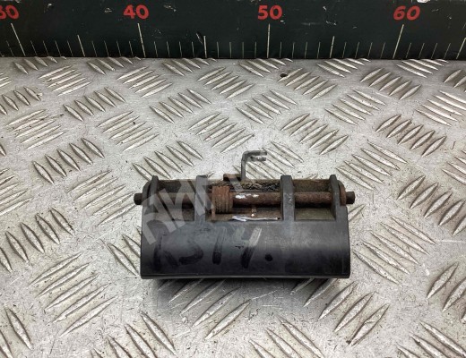 Ручка открывания багажника Nissan X-trail (T30) 2004-2007 рестайлинг  Nissan X-Trail X-trail (T30) 2004-2007 рестайлинг