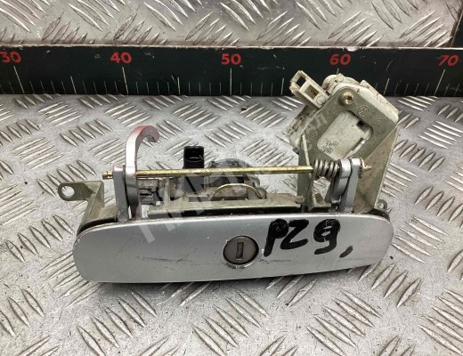 Ручка открывания багажника Volkswagen Polo IV (9N) 2001-2005  Volkswagen Polo Polo IV (9N) 2001-2005
