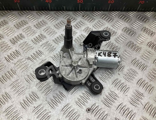 Моторчик заднего стеклоочистителя (дворника) Opel Astra H 2007-2010 рестайлинг  Opel Astra Astra H 2007-2010 рестайлинг