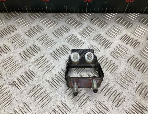 Петля крышки багажника Chevrolet Lacetti (J200) 2004-2013  Chevrolet Lacetti Lacetti (J200) 2004-2013