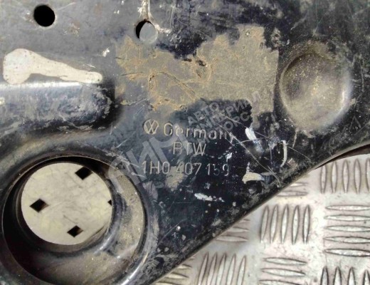 Рычаг передний левый Volkswagen Golf III (1H) 1991-1997  Volkswagen Golf Golf III (1H) 1991-1997