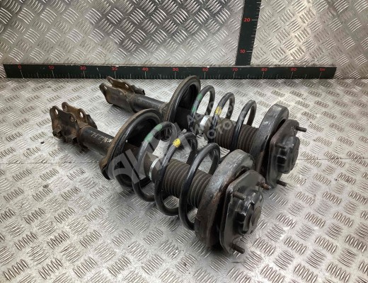 Стойка передняя левая Hyundai Coupe II (GK) 2006-2009 2-й рестайлинг  Hyundai Coupe Coupe II (GK) 2006-2009 2-й рестайлинг