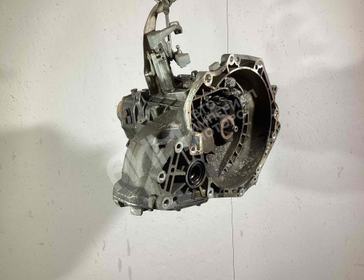 КПП механическая (МКПП) 5-ступенчатая Opel Vectra C 2002-2005  Opel Vectra Vectra C 2002-2005