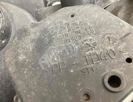 Фара левая Fiat Punto III (199) 2005-2012  Fiat Punto Punto III (199) 2005-2012
