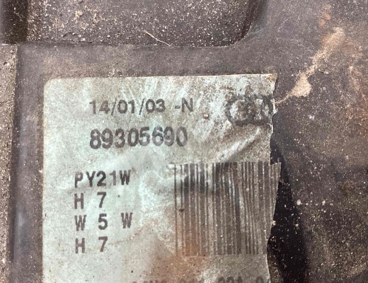 Фара левая Audi A4 B6 (8EC, 8E5) 2000-2004  Audi A4 A4 B6 (8EC, 8E5) 2000-2004