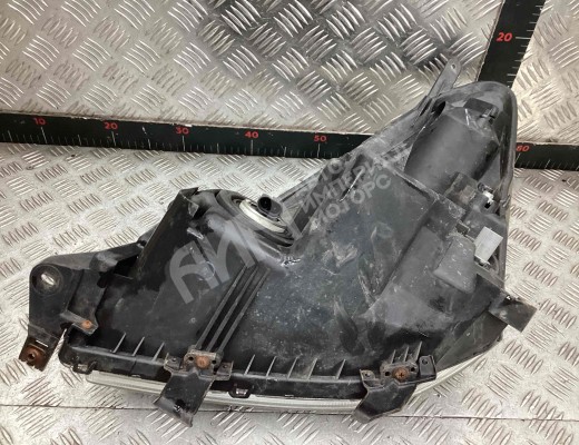 Фара правая Toyota Corolla Verso II (AR10) 2004-2009  Toyota Corolla Verso Corolla Verso II (AR10) 2004-2009