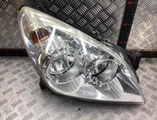 Фара правая Opel Astra H 2007-2010 рестайлинг  Opel Astra Astra H 2007-2010 рестайлинг