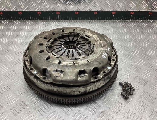 Маховик Mercedes C (W203) 2000-2004  Mercedes C C (W203) 2000-2004