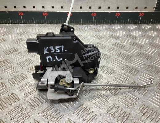 Замок двери передней левой Audi A4 B6 (8EC, 8E5) 2000-2004  Audi A4 A4 B6 (8EC, 8E5) 2000-2004