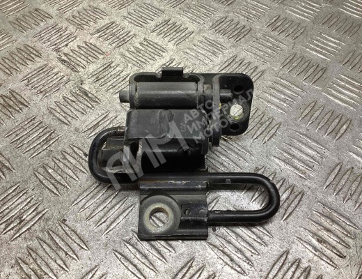 Петля двери передней правой Audi A4 B7 (8EC, 8ED) 2004-2008  Audi A4 A4 B7 (8EC, 8ED) 2004-2008