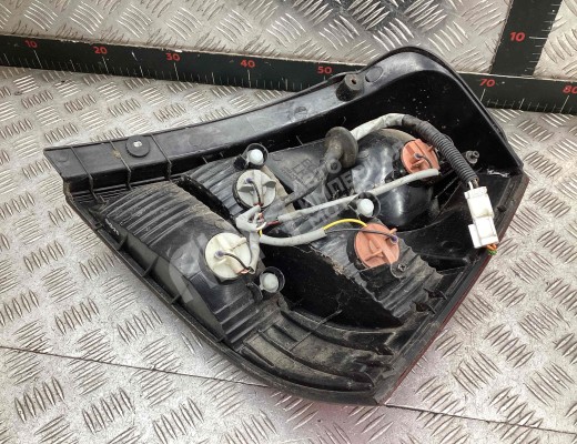 Фонарь задний левый Kia Sorento I (JC/BL) 2002-2006  Kia Sorento Sorento I (JC/BL) 2002-2006