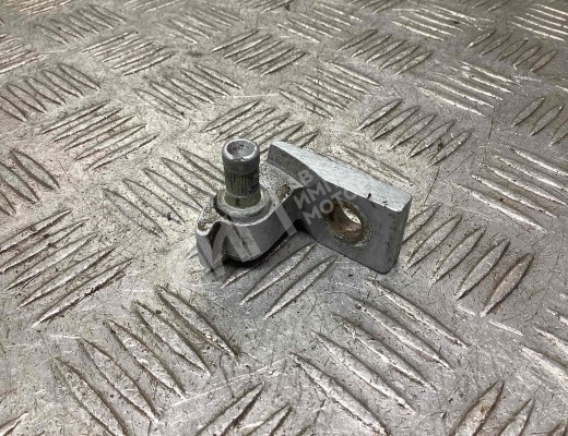 Петля двери передней левой Audi A4 B6 (8EC, 8E5) 2000-2004  Audi A4 A4 B6 (8EC, 8E5) 2000-2004