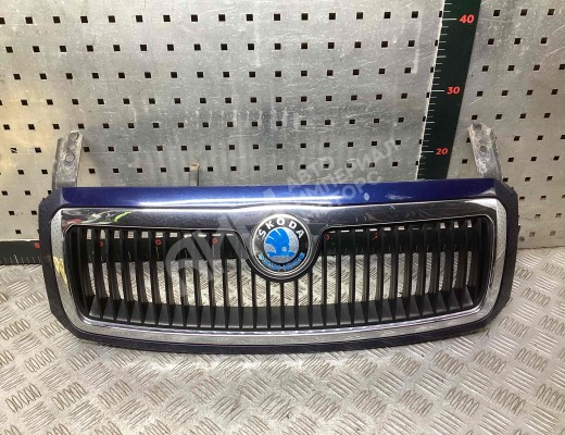 Решетка радиатора Skoda Fabia I (6Y) 1999-2004  Skoda Fabia Fabia I (6Y) 1999-2004