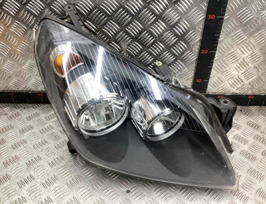 Фара правая Opel Astra H 2007-2010 рестайлинг  Opel Astra Astra H 2007-2010 рестайлинг