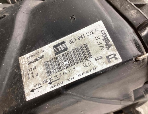 Фара правая Seat Ibiza III (6L) 2002-2008  Seat Ibiza Ibiza III (6L) 2002-2008