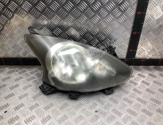 Фара правая Toyota Aygo (B10) 2005-2014  Toyota Aygo Aygo (B10) 2005-2014