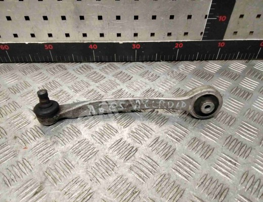 Рычаг передний правый Volkswagen Passat B5+ (3B) 2000-2005 рестайлинг  Volkswagen Passat Passat B5+ (3B) 2000-2005 рестайлинг