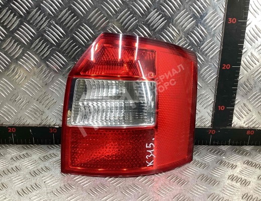 Фонарь задний правый Audi A4 B6 (8EC, 8E5) 2000-2004  Audi A4 A4 B6 (8EC, 8E5) 2000-2004