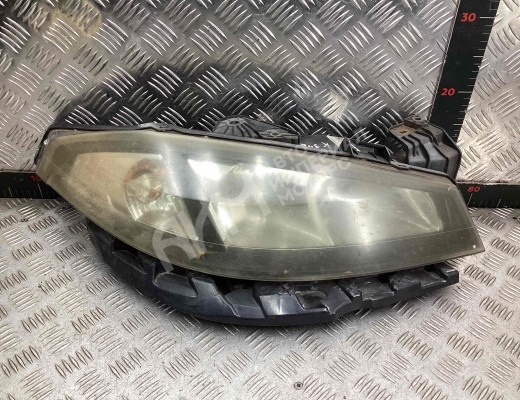 Фара правая Renault Laguna II (X74) 2005-2007 рестайлинг  Renault Laguna Laguna II (X74) 2005-2007 рестайлинг