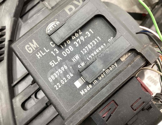 Фара передняя (комплект) Opel Vectra C 2002-2005  Opel Vectra Vectra C 2002-2005
