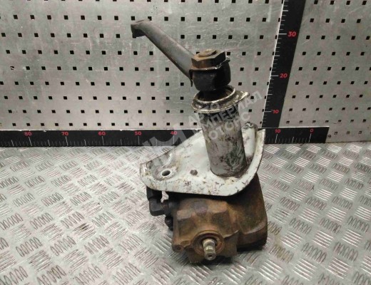 Редуктор рулевой Mercedes МВ100 (W631) 1981-1996  Mercedes 100 МВ100 (W631) 1981-1996