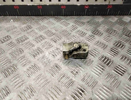 Рулевой карданчик Mercedes МВ100 (W631) 1981-1996  Mercedes 100 МВ100 (W631) 1981-1996