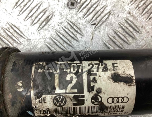 Полуось передняя правая (приводной вал, ШРУС) Audi A6 C5 (4B) 2001-2004 рестайлинг  Audi A6 A6 C5 (4B) 2001-2004 рестайлинг
