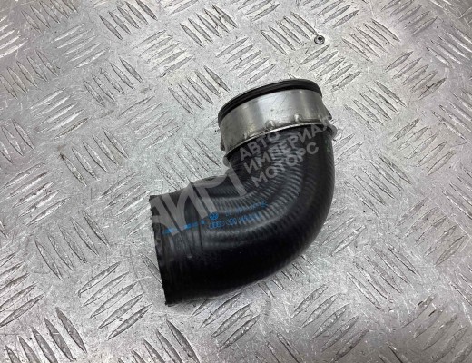 Патрубок интеркулера Audi A4 B6 (8EC, 8E5) 2000-2004  Audi A4 A4 B6 (8EC, 8E5) 2000-2004